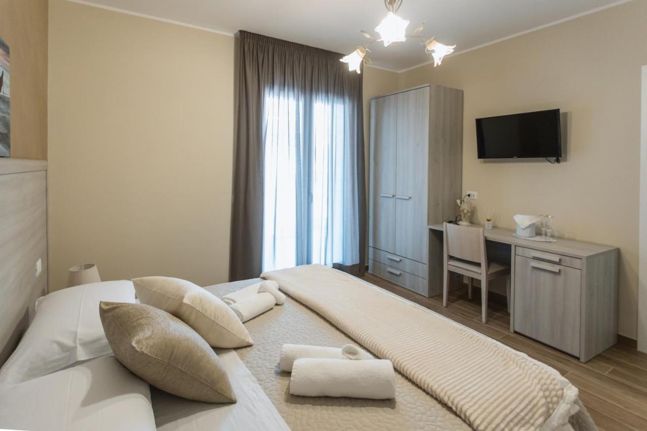 Oasi Perla Del Mare Rooms Aci Castello Eksteriør bilde