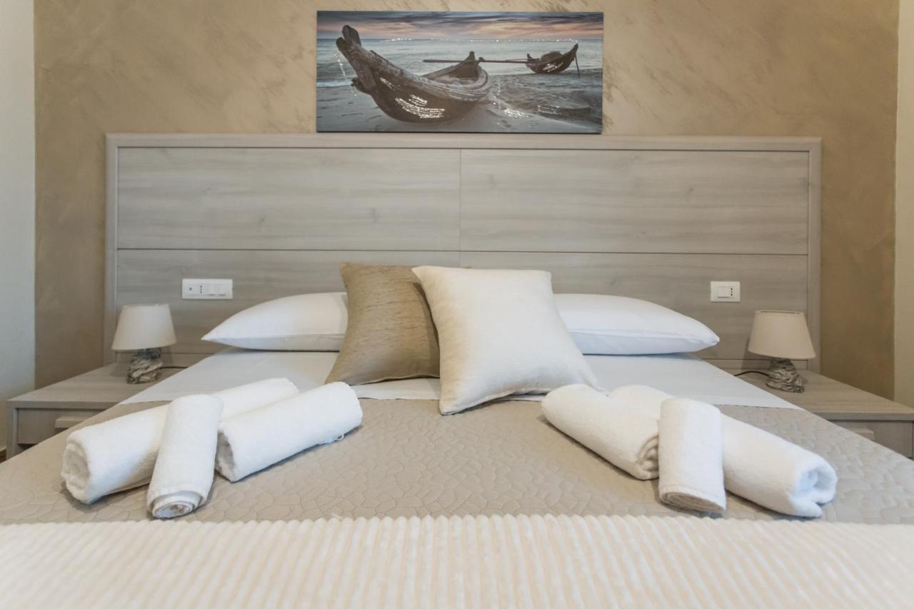 Oasi Perla Del Mare Rooms Aci Castello Eksteriør bilde