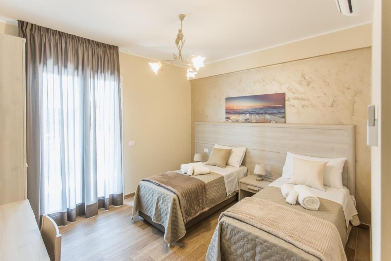 Oasi Perla Del Mare Rooms Aci Castello Eksteriør bilde