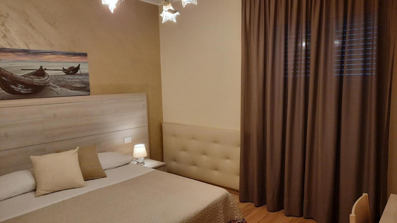 Oasi Perla Del Mare Rooms Aci Castello Eksteriør bilde